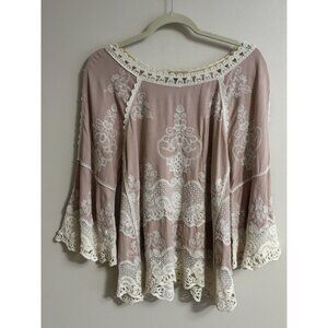 Democracy Womens Size M Pink Ivory Embroidered Lace Bell Sleeve Tunic Blouse